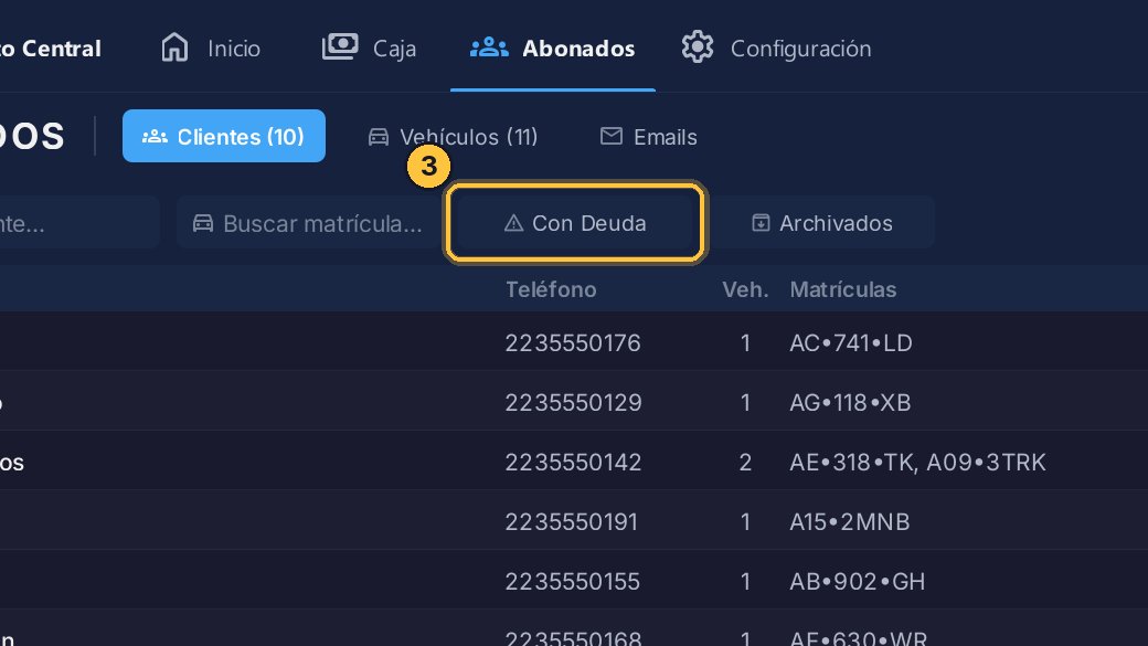 Para ver solo a los que deben, haz clic en Con Deuda: quedan tres.