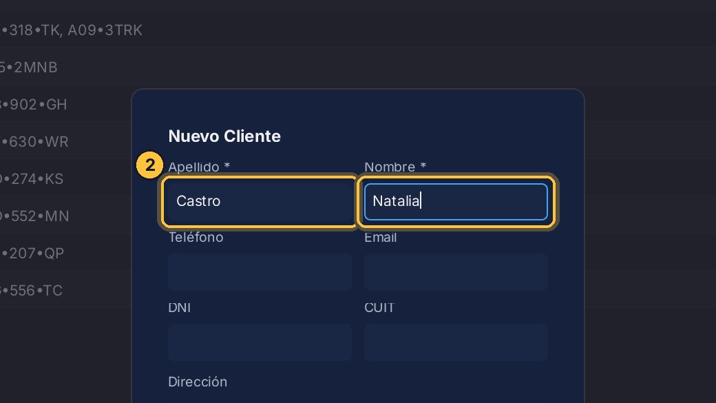 Escribe el apellido y el nombre: son los únicos datos obligatorios.