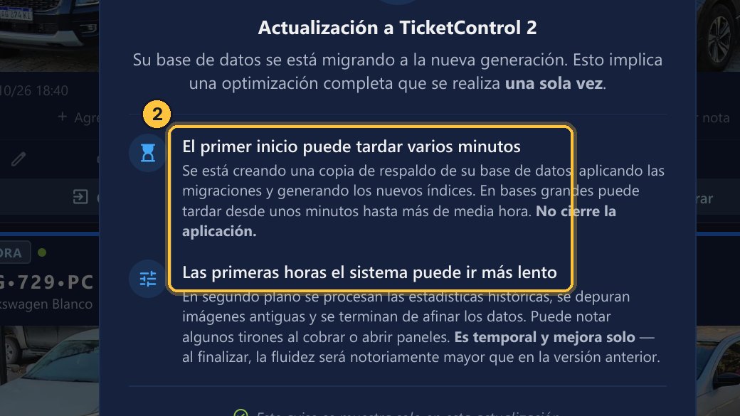 El primer inicio puede tardar varios minutos: el sistema hace una copia de respaldo y actualiza la base. Y las primeras horas puede ir más lento.