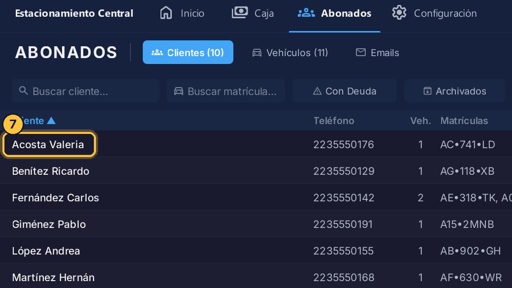 Abre la ficha del abonado. Aquí, Valeria Acosta.