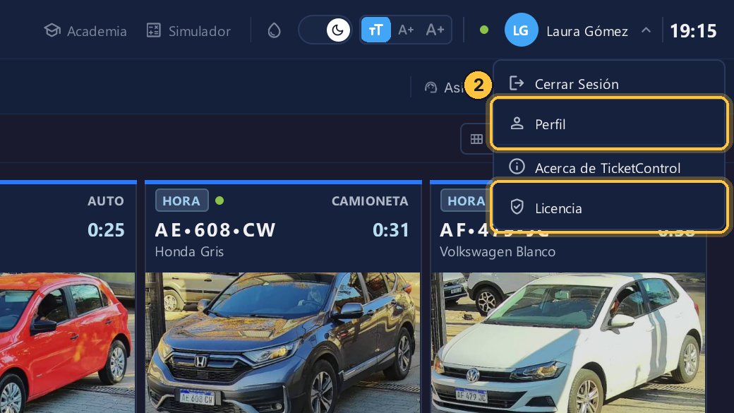 En Perfil cambias tu contraseña. Y en Licencia ves tu licencia actual.